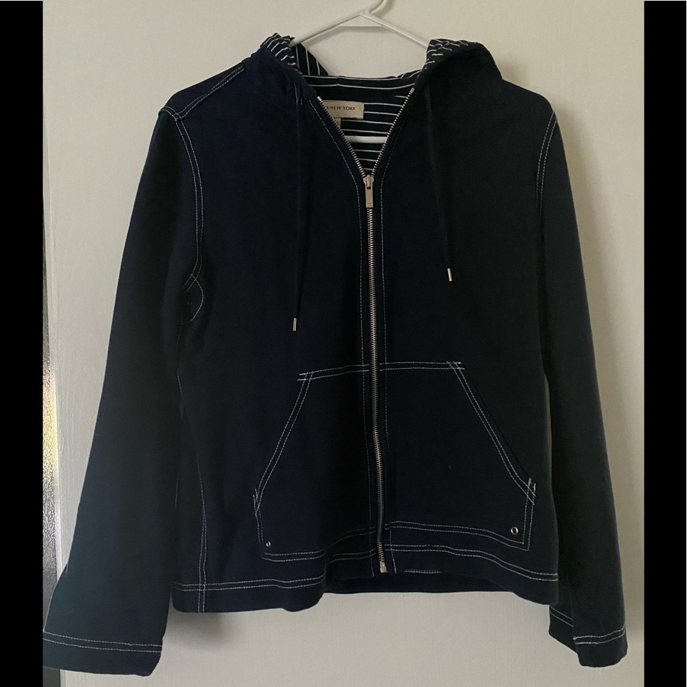 Jones New York womens size large zip up navy sweater/jacket​